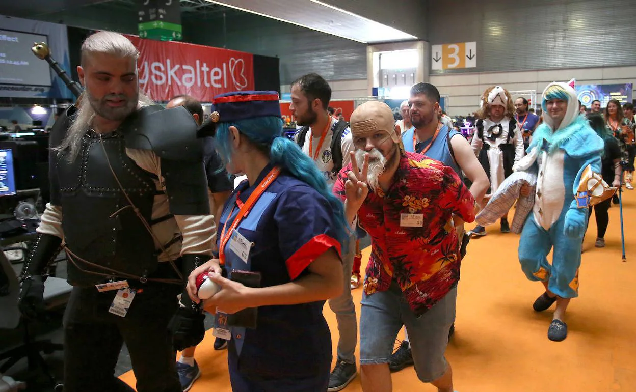 testimonio condensador Alrededores Los disfraces manga y anime toman la Euskal Encounter | El Correo