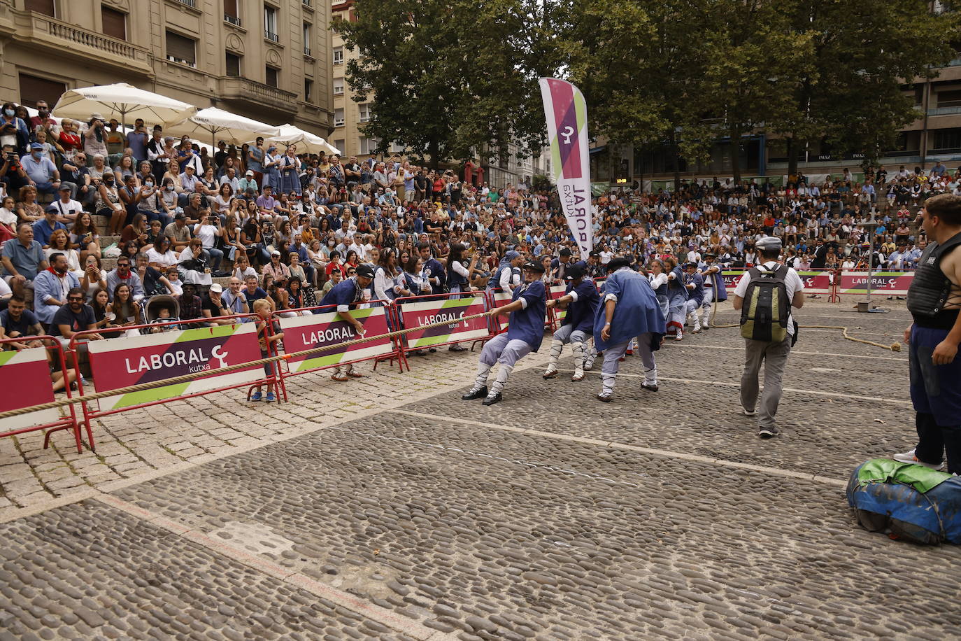 Fotos: Las pruebas de herri kirolak celebradas en Fueros, en imágenes
