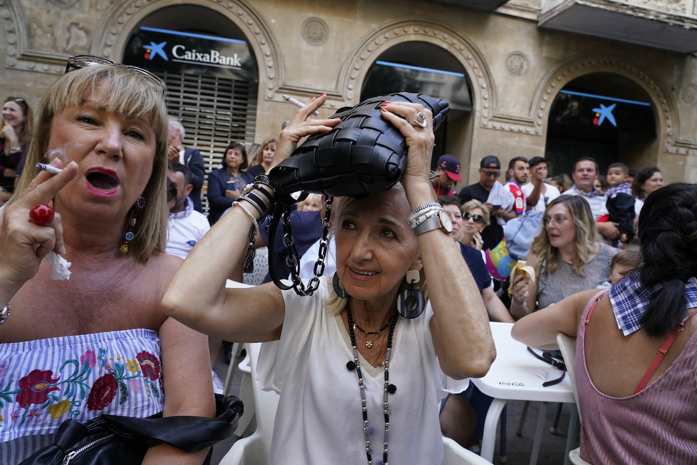 Fotos: Búscate en las fotos del Día del Blusa y la Neska de Vitoria