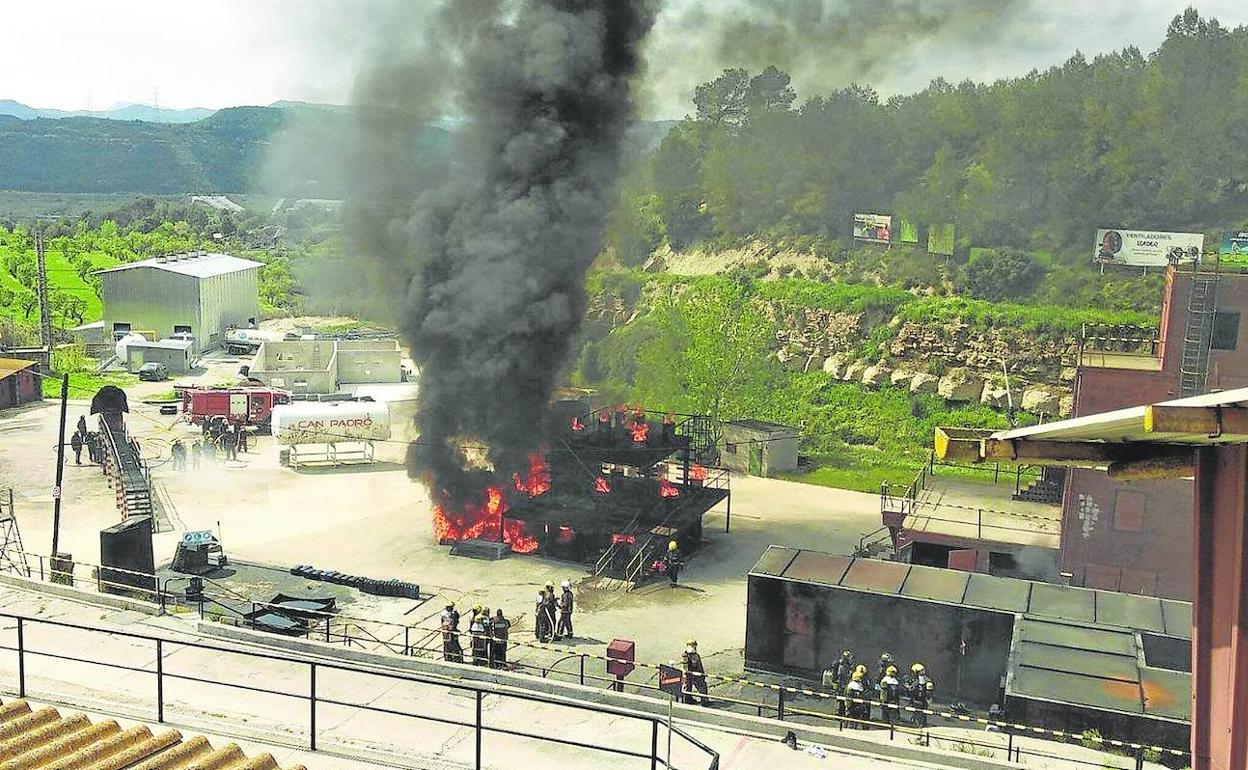 En la finca de Can Padró que compró la DYA se realizaban simulacros y se daban cursos contra el fuego. 