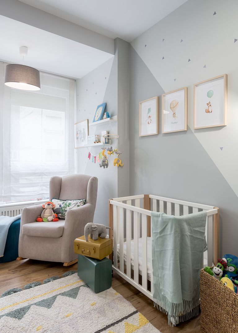 Fotos: Un piso viejo del Ensanche convertido en una casa de revista para un matrimonio y su hijo