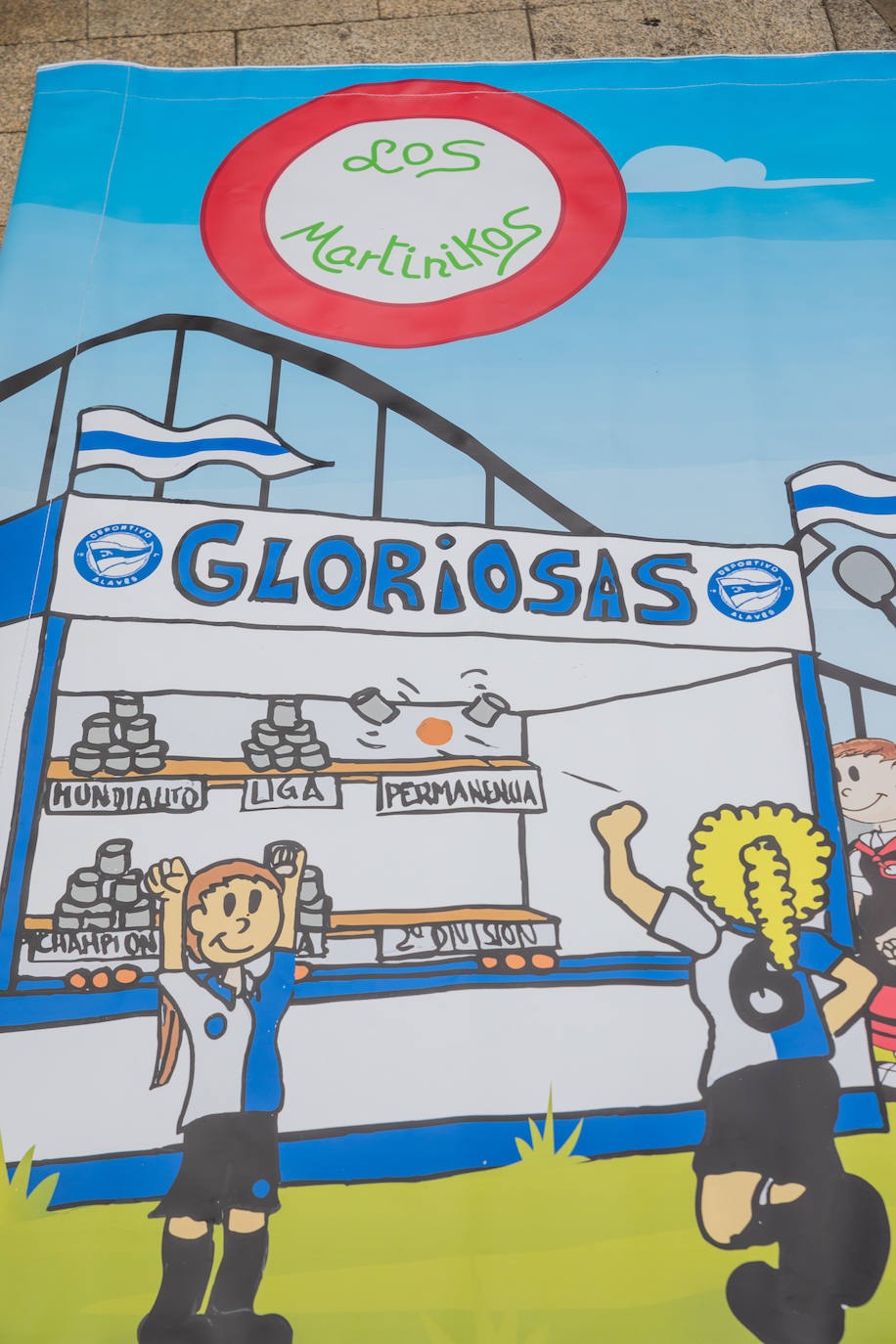 Fotos: Vuelta al humor y la ironía en las pancartas de la Federación de Blusas y Neskas