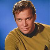 William Shatner, como el capitán Kirk.