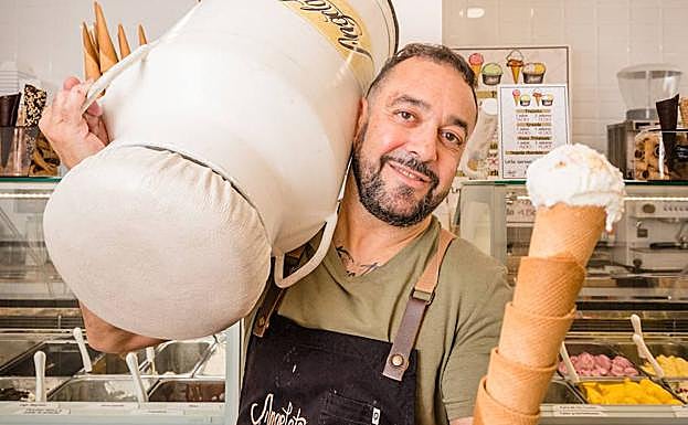 «Hay clientas que entran en éxtasis con un helado» | El Correo