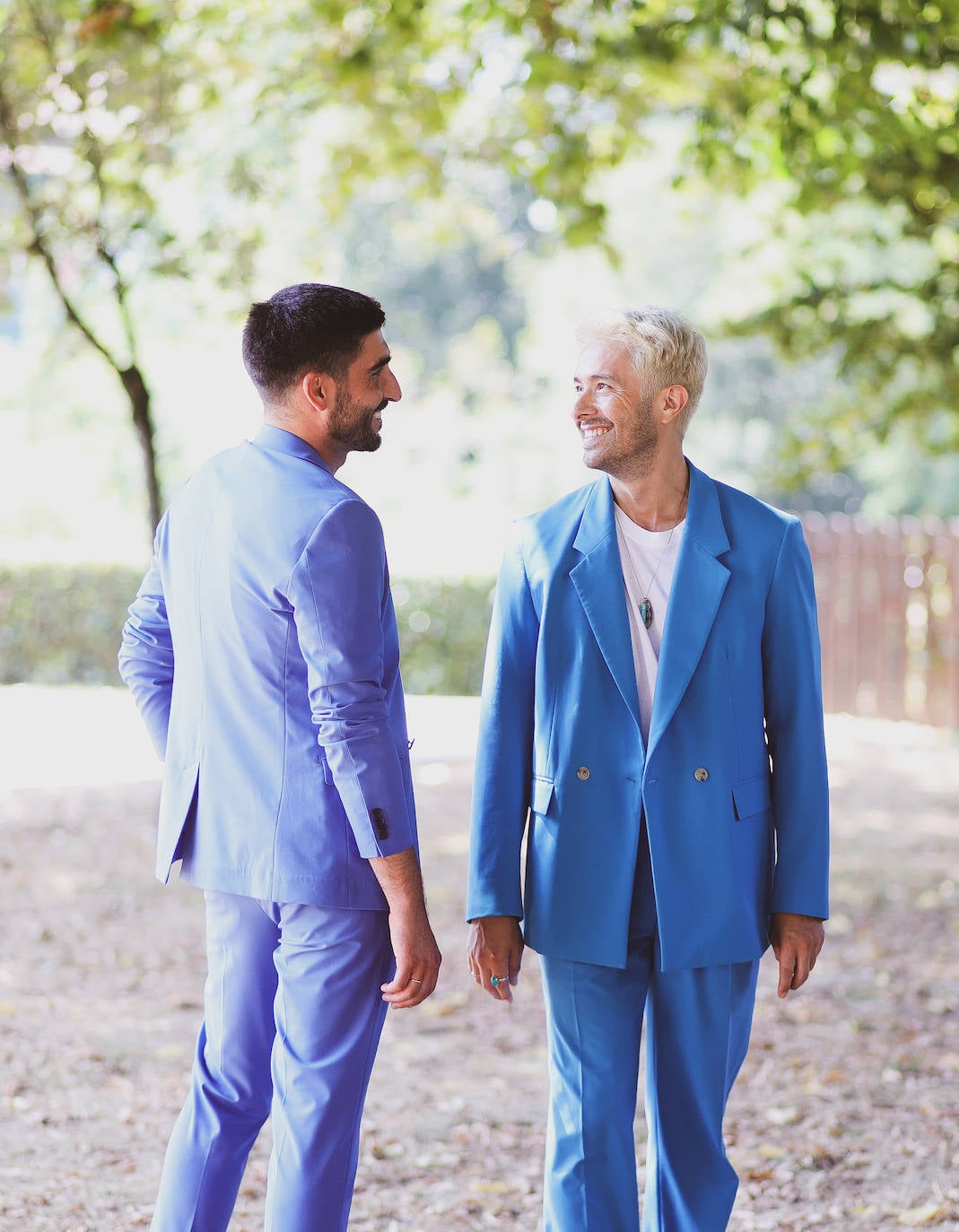 Fotos: La boda de Rubén y Jorge en Amorebieta: su guiño estilístico al mar Caribe y el Cantábrico