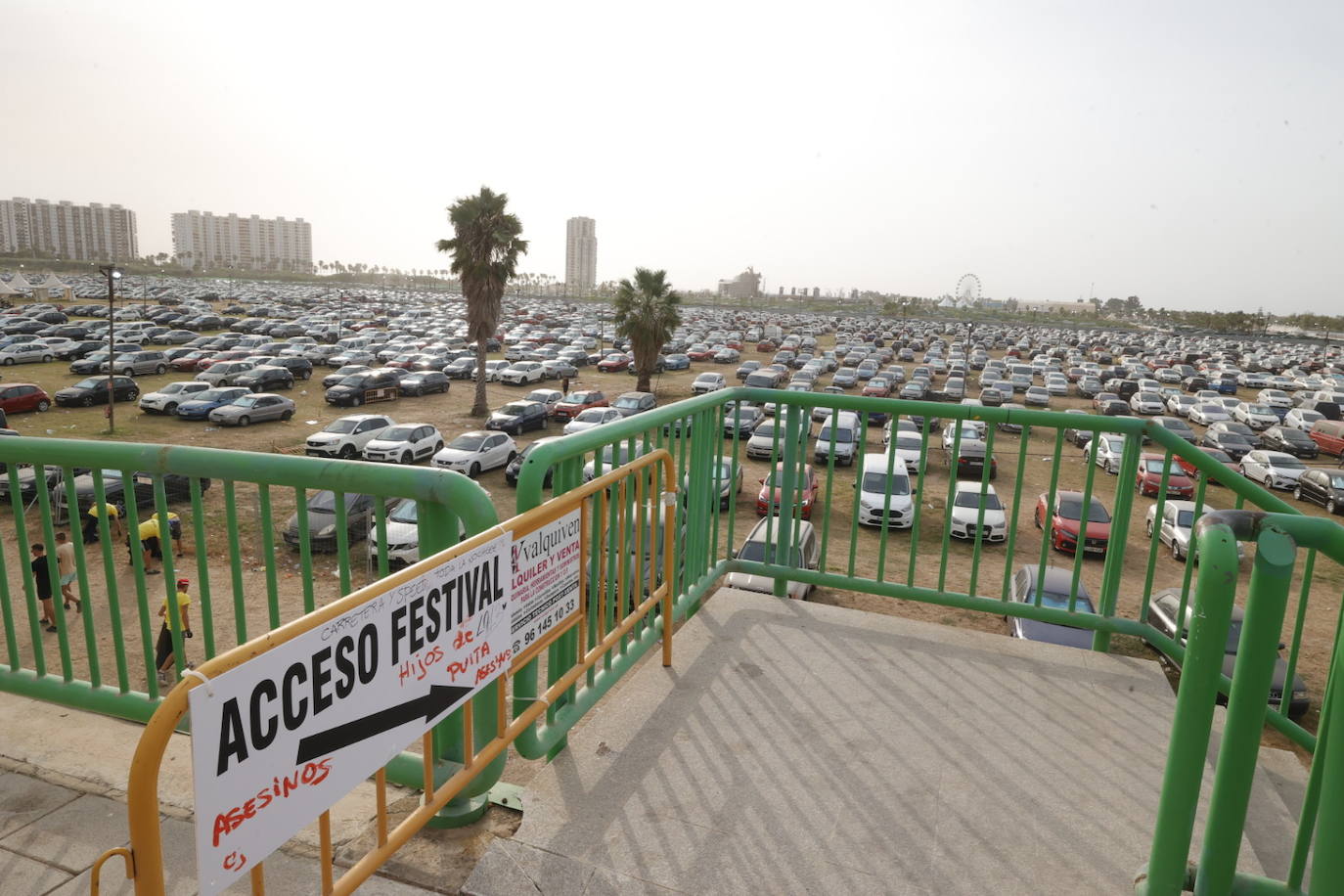 Fotos: Las imágenes del accidente que ha provocado el fuerte viento en el Medusa Festival