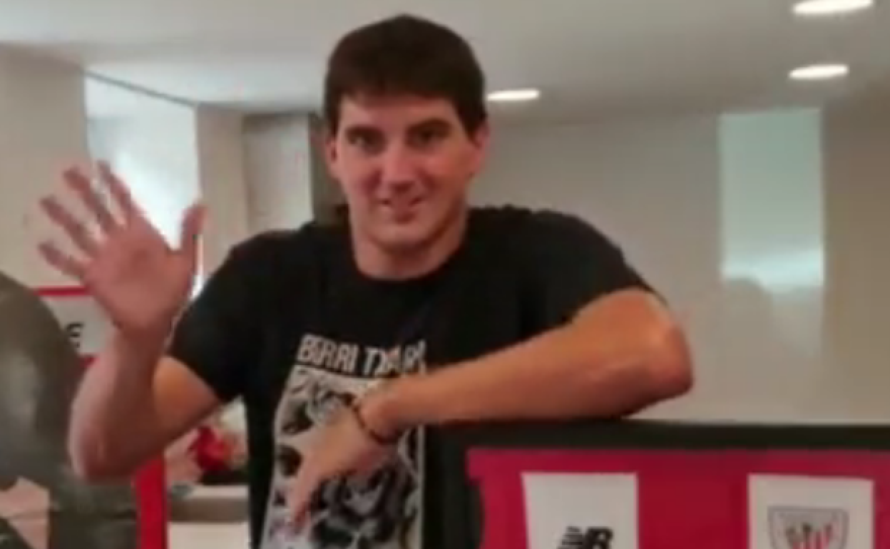 Mikel San José cuelga las botas con un original vídeo