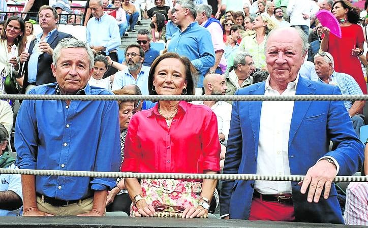 Miguel Zubiria, Natalia Cruzat y Jaime Real de Asúa. 