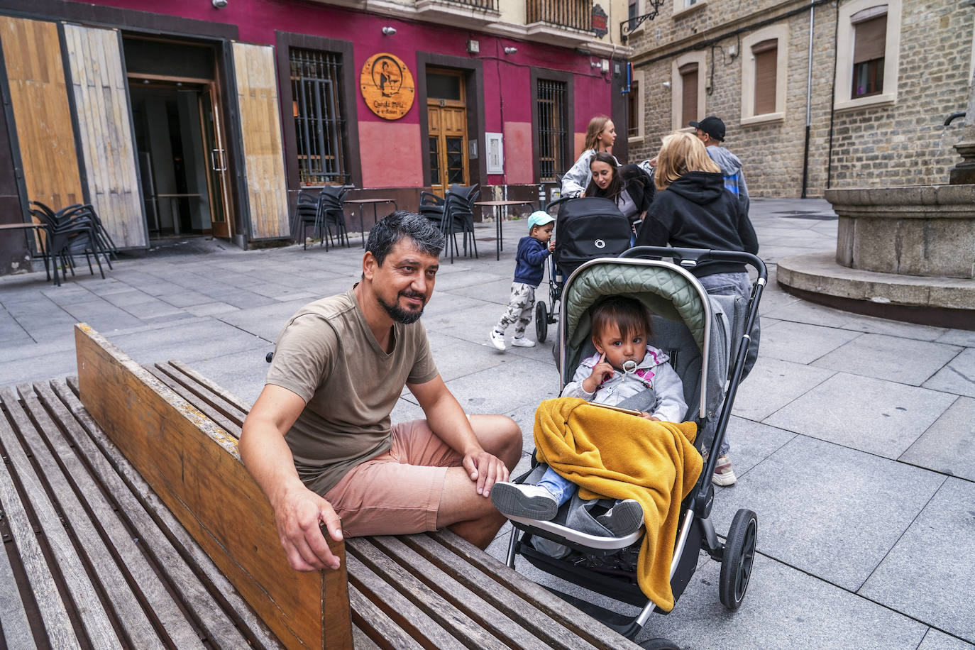 Fotos: Refugiados ucranianos hacen un vista turística por la &#039;almendra&#039;