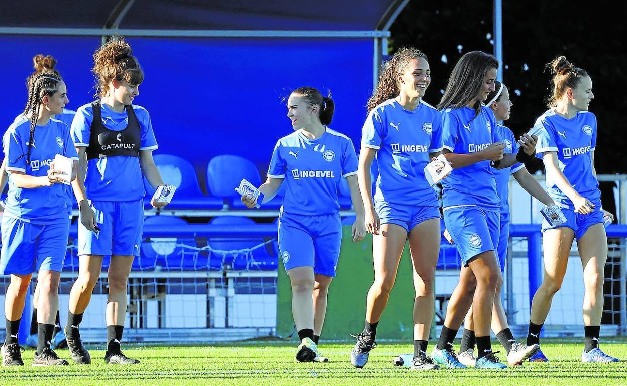 Las jugadoras, durante un entrenamiento. 