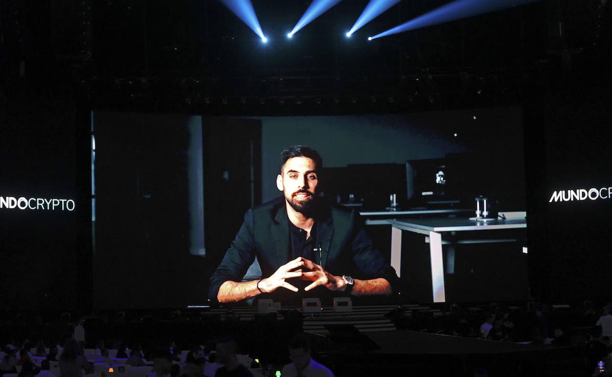 Mani Thawani (mundo crypto) | Crece sin padre y se hace millonario por las  criptomonedas | El Correo