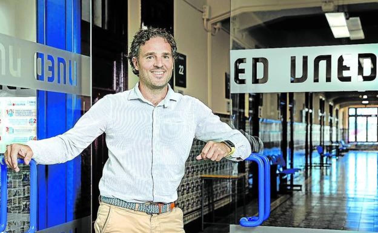 Rubén González-Bengoa abre las puertas a su nueva etapa en la UNED, ahora como director