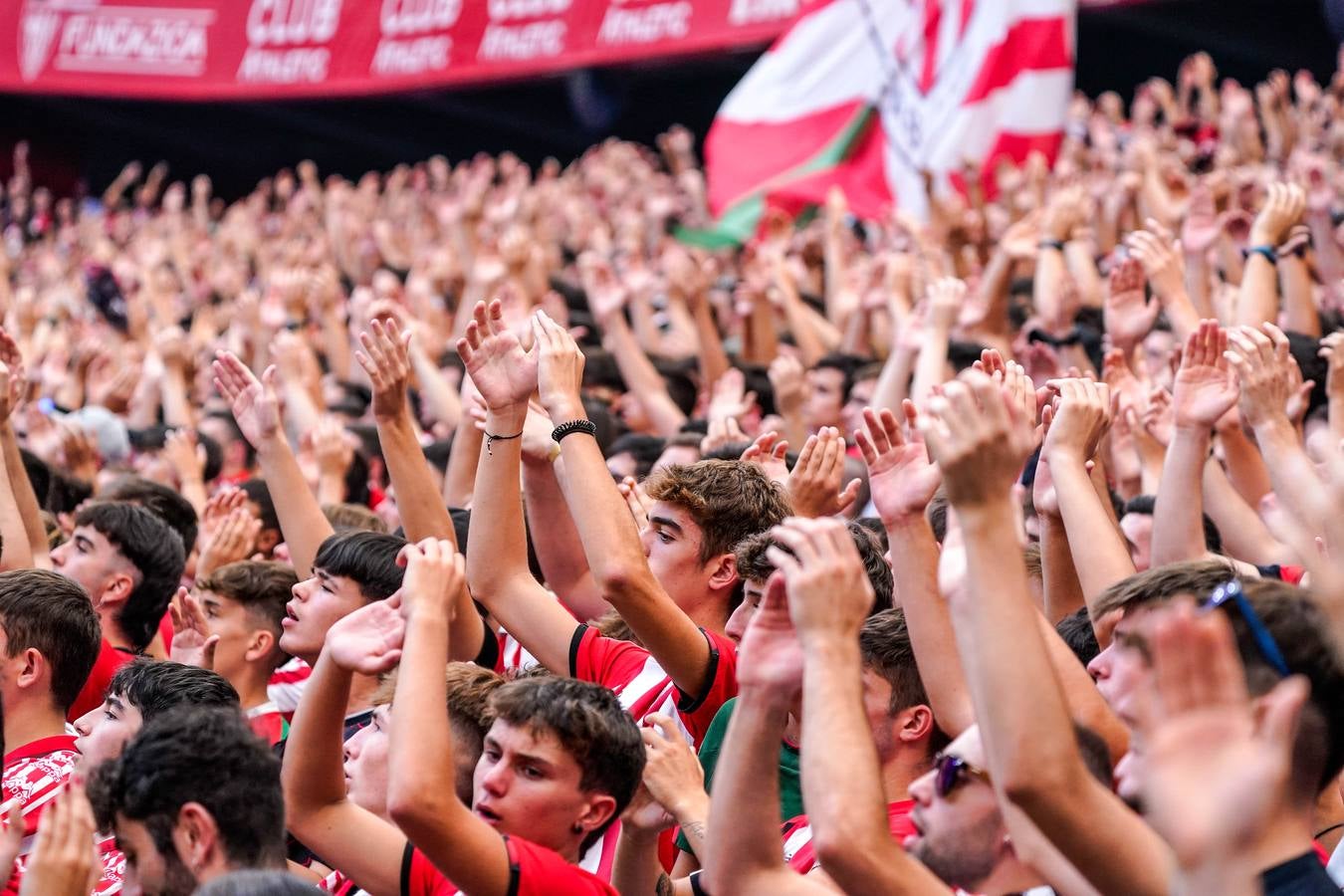 Fotos: Las mejores imágenes del Athletic- Espanyol en San Mamés