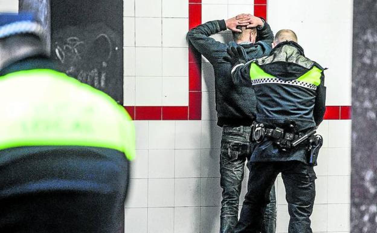 La delincuencia vuelve a subir en Álava con un 7,6% más de denuncias en el último año