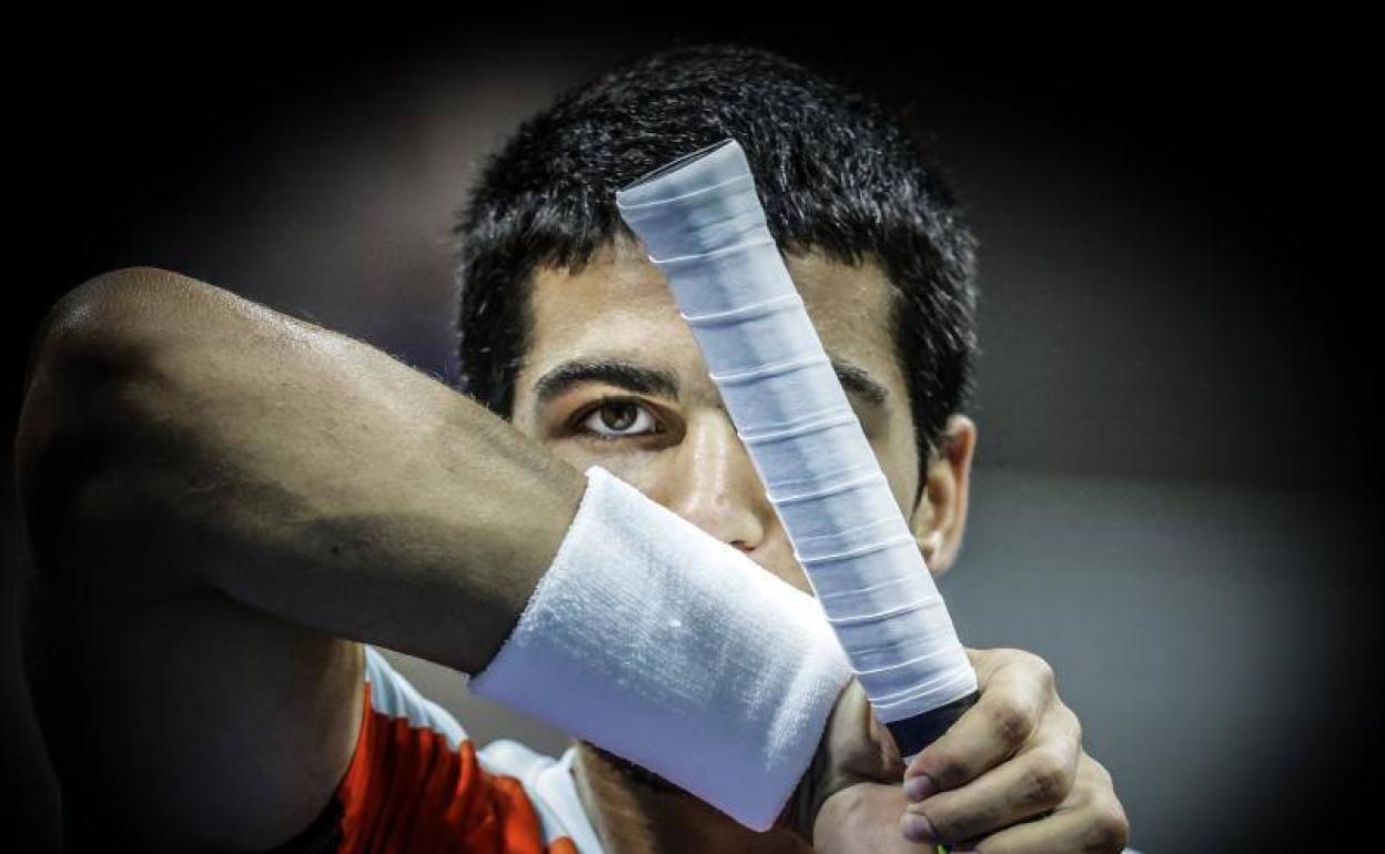 Carlos Alcaraz durante un entrenamiento en 2013. 