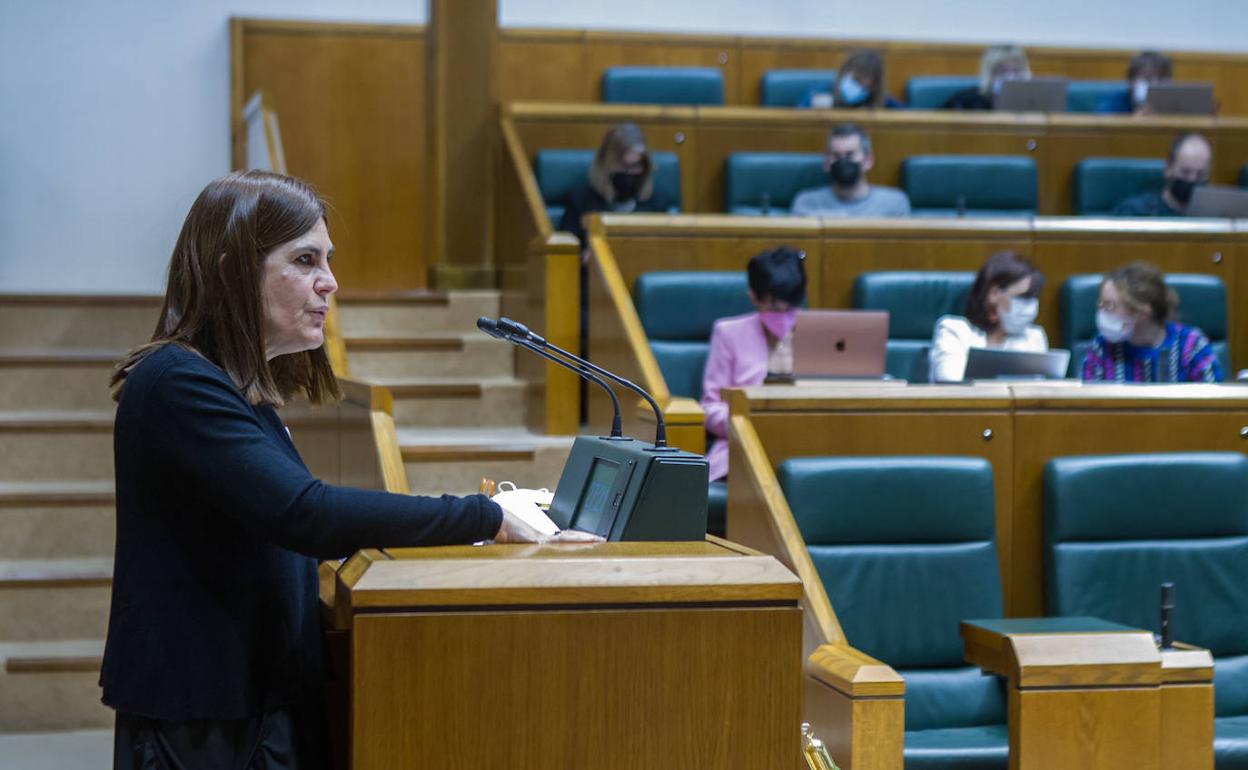 La portavoz de Elkarrekin Podemos-IU en el Parlamento vasco, Miren Gorrotxategi. 