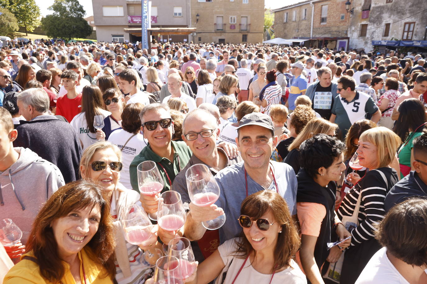 Fotos: Lanciego descorcha la fiesta de la vendimia