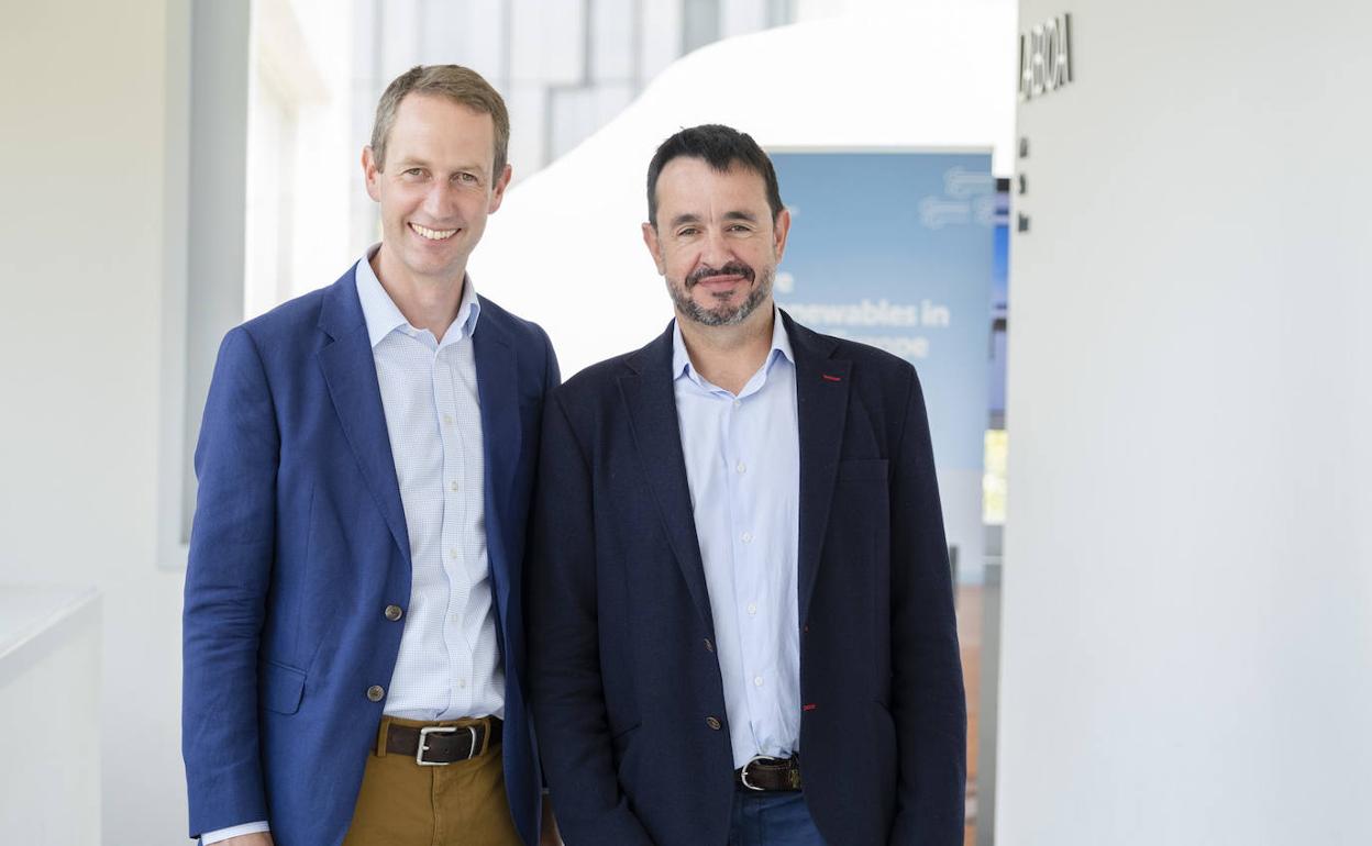 Finlay McCutcheon y Ángel Hernández del Teso 