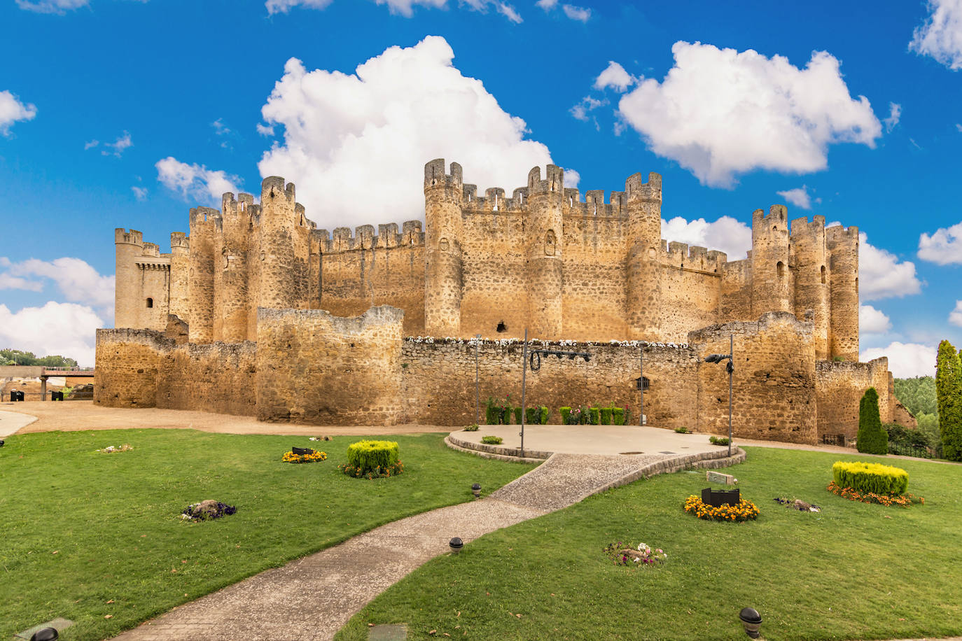 Castillo de Valencia de Don Juan (León)