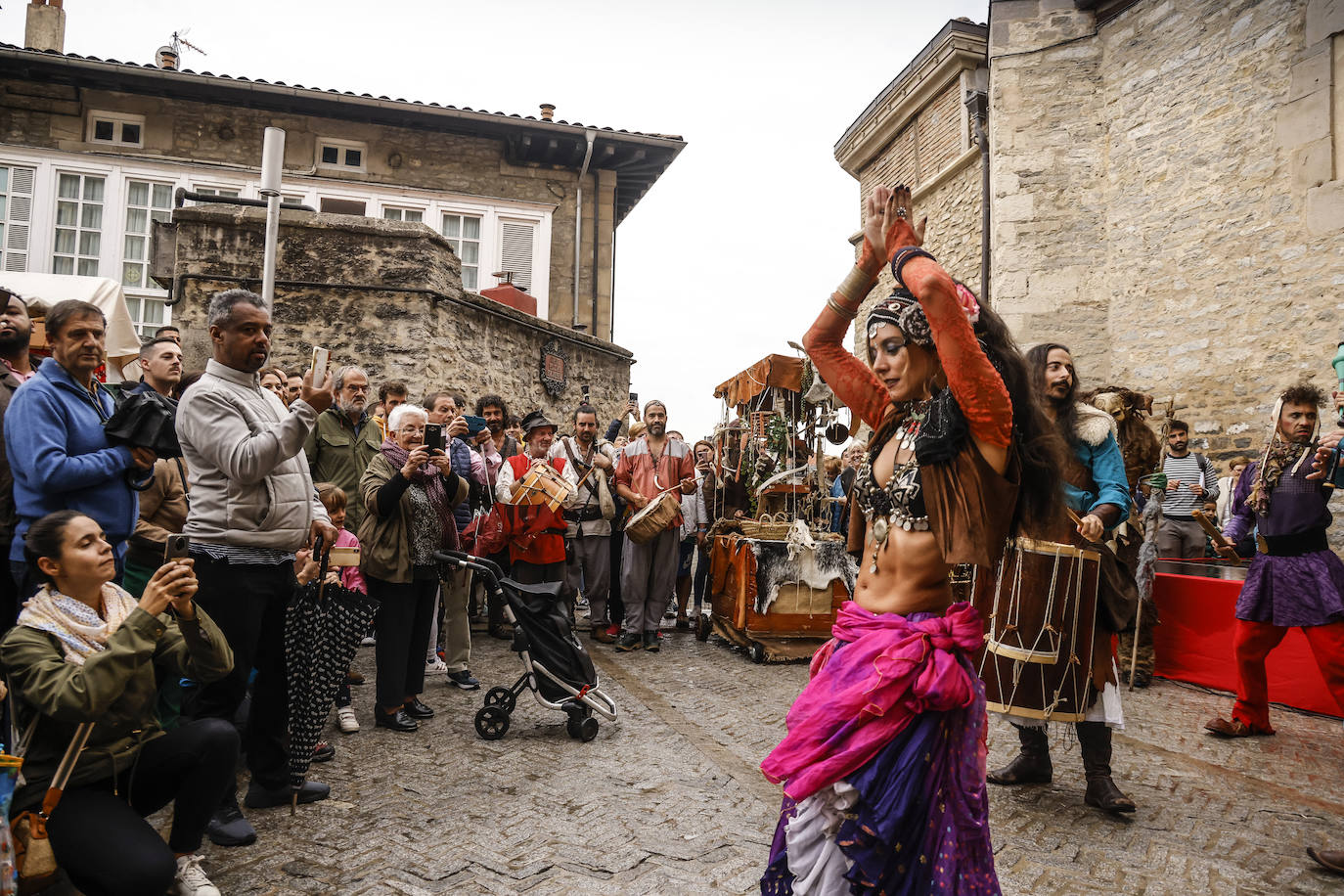 Fotos: La Edad Medieval envuelve Vitoria de nuevo