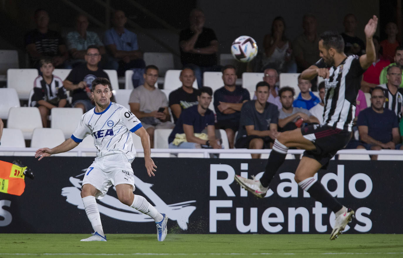 Fotos: Las mejores imágenes del Cartagena - Alavés
