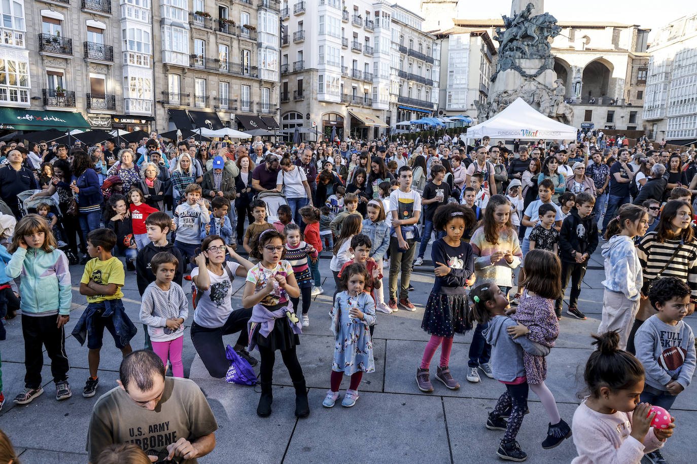 Fotos: Rock y &#039;gominolas&#039; para los diez años de la Green Capital