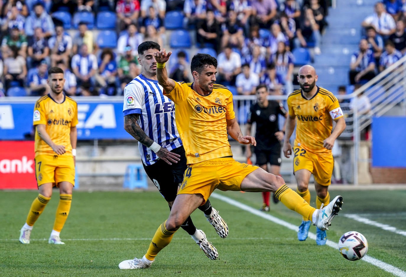 Fotos: Las mejores imágenes del Alavés - Ponferradina