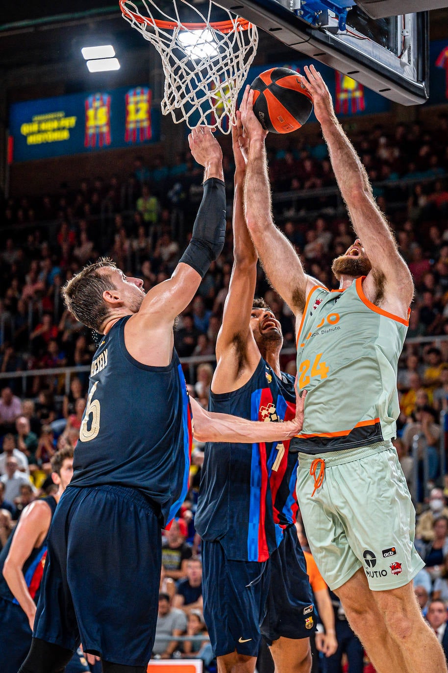 Fotos: Las mejores imágenes del Barça - Baskonia