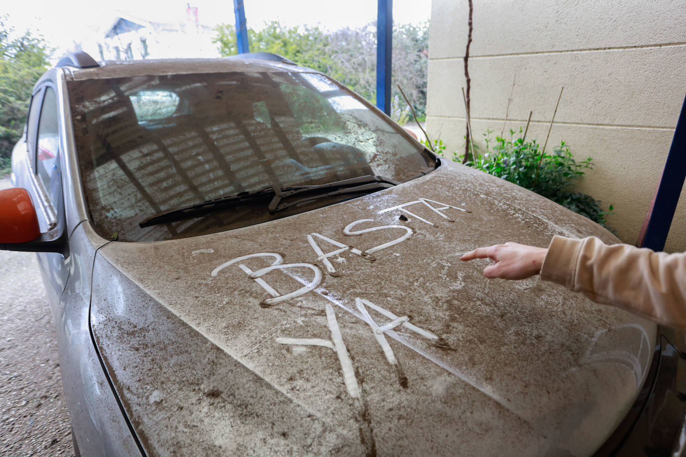 Los vecinos padecen las molestias de las empresas del polígono desde hace una década. 