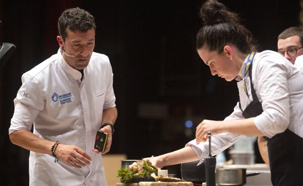 Atxa y su segunda, Pilar Lojero, presentó en Gastronomika el mundo Eneko.