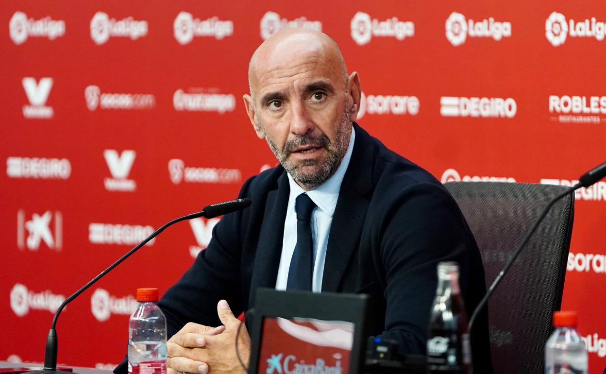 Monchi, ayer en la sala de Prensa del Sevilla.