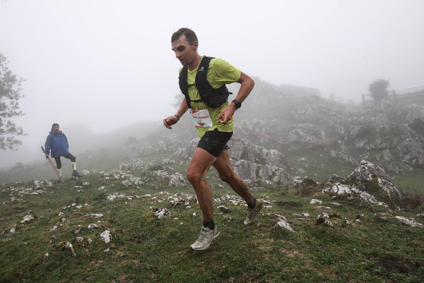 Fotos: Nico Molina se consagra en Zeanuri al ganar la Gorbeia Suzien
