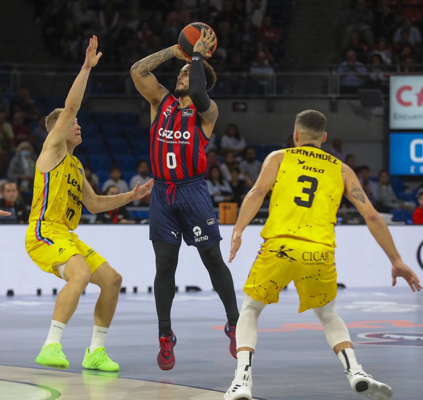 Fotos: Las mejores imágenes del Baskonia - Tenerife