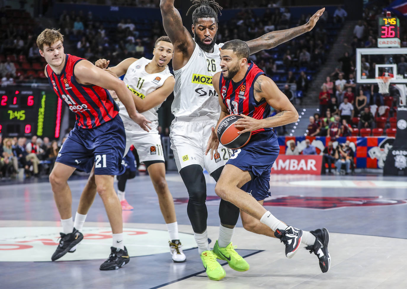 Fotos: Las fotos del Baskonia - Partizan