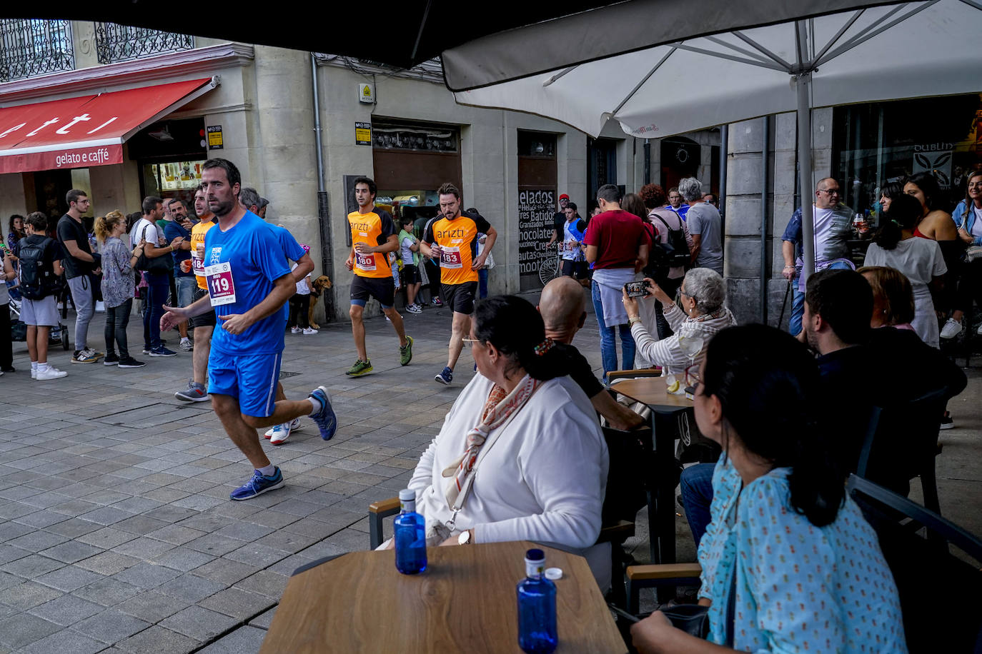 Fotos: La Carrera de Empresas llena de atletismo la &#039;almendra&#039;