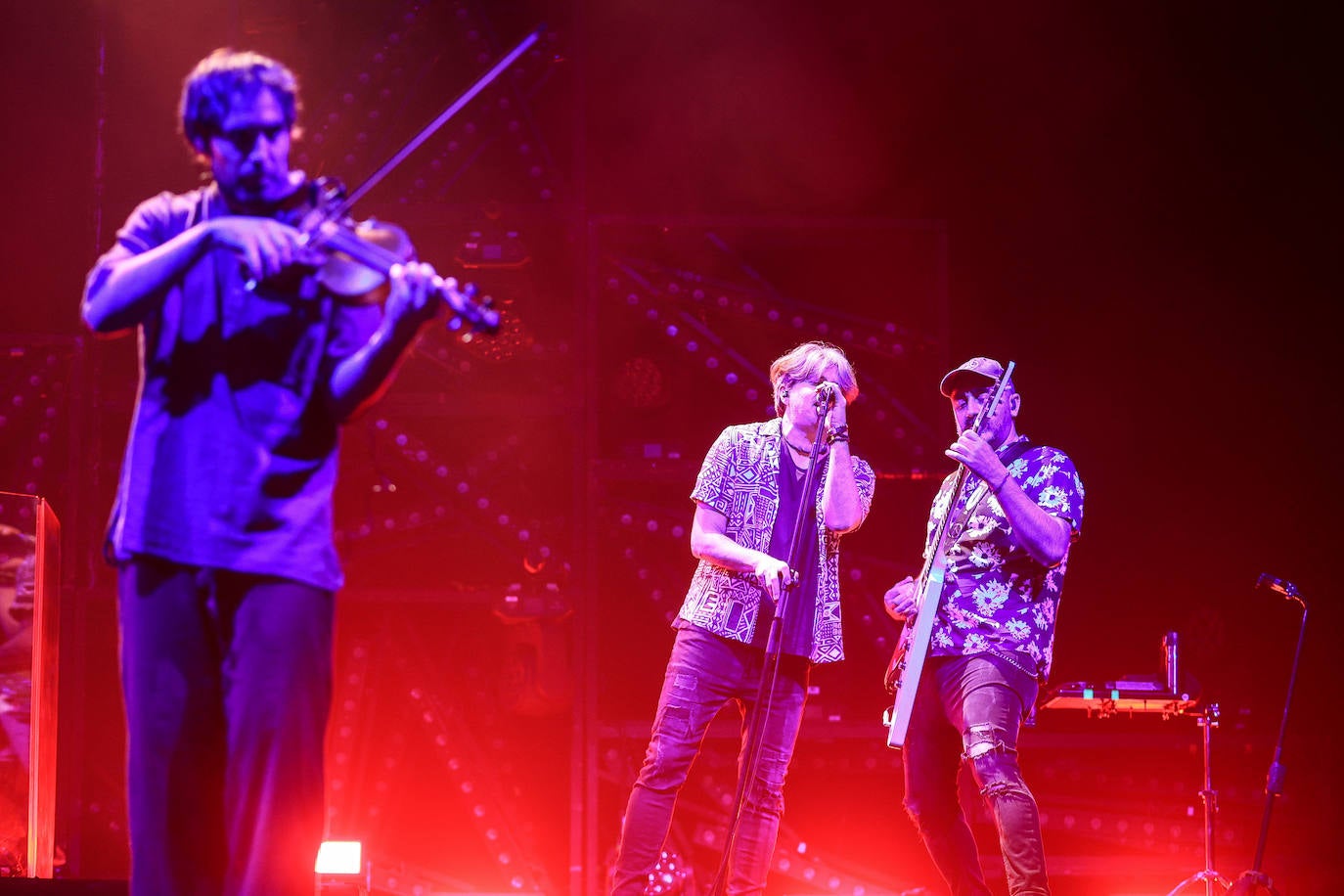 Fotos: Las mejores imágenes del concierto de Robe Iniesta en Bilbao