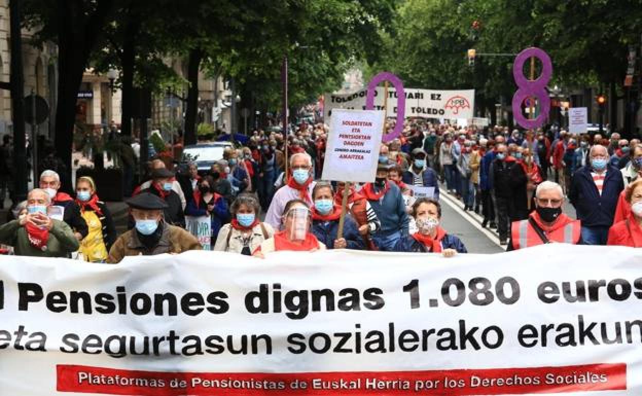 Los planes de pensiones vascos solo han invertido el 5% en Euskadi