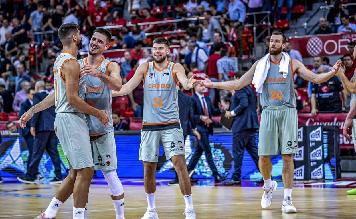 Dani Díez, Marinkovic y Giedraitis, en modo alegre. 