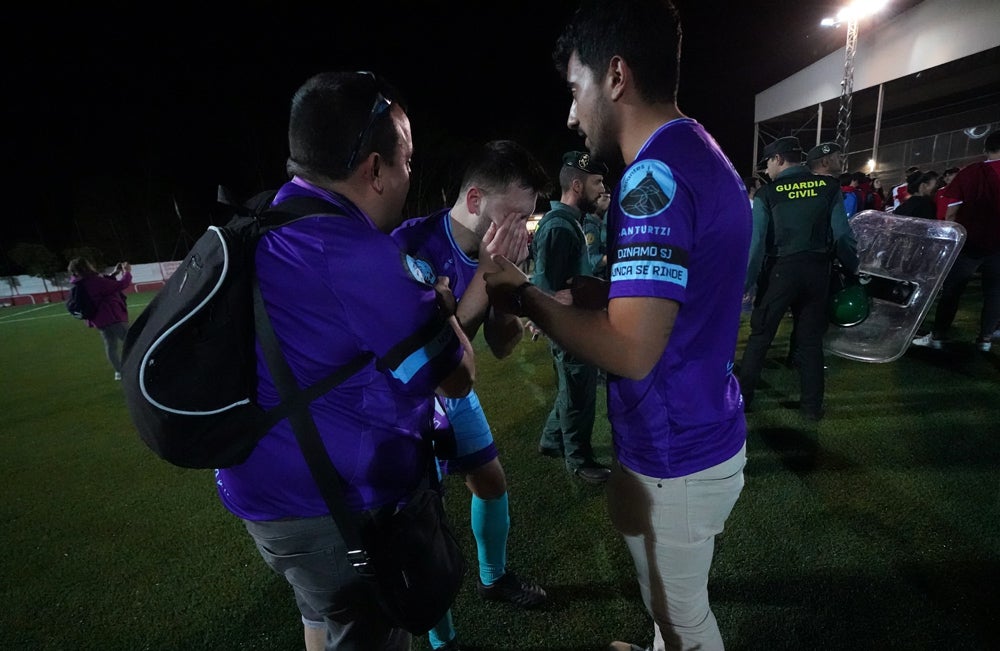 Fotos: El Dinamo se juga el pase a la siguiente ronda de la Copa contra el Autol