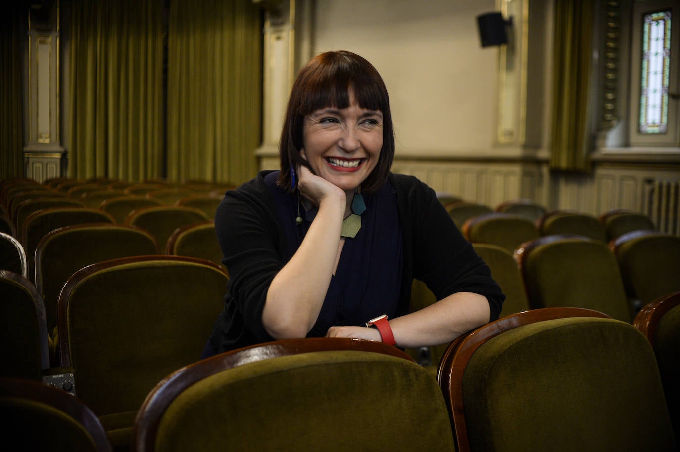 Irati Jimenez Uriarte en la Biblioteca Bidebarrieta, tras la presentación de los premios. 