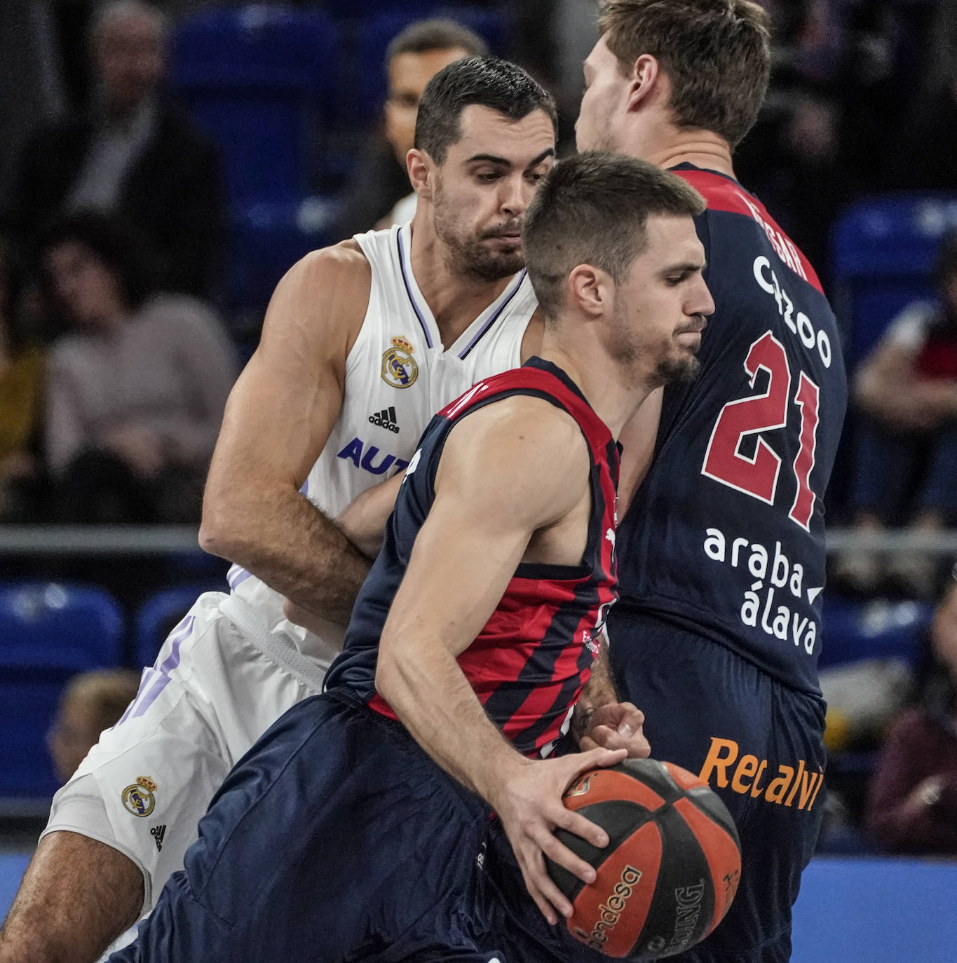 Fotos: Las fotos del Baskonia - Real Madrid