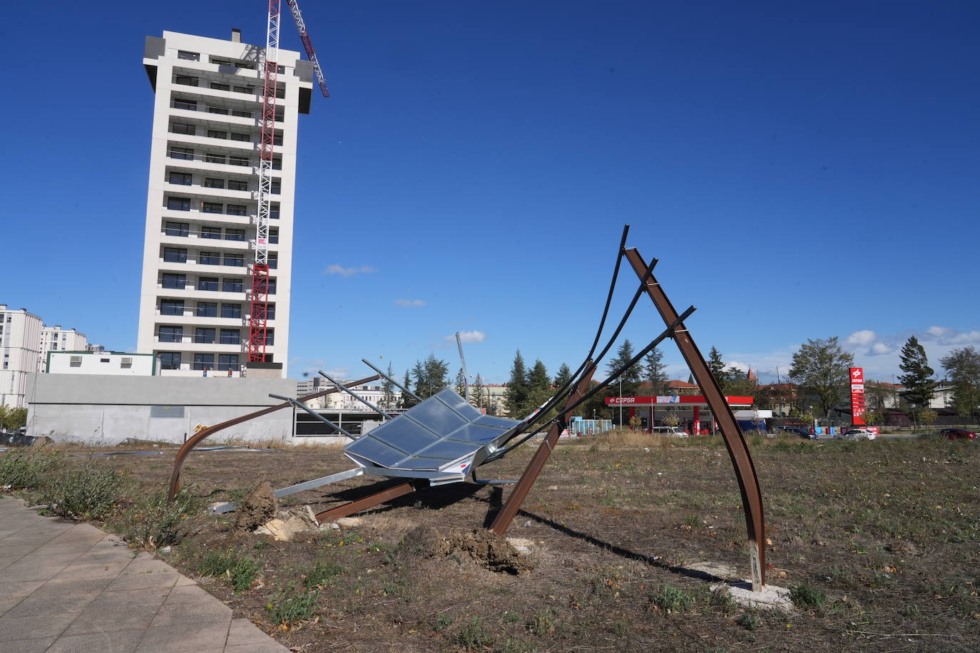 Fotos: Fuertes rachas de viento azotan Vitoria