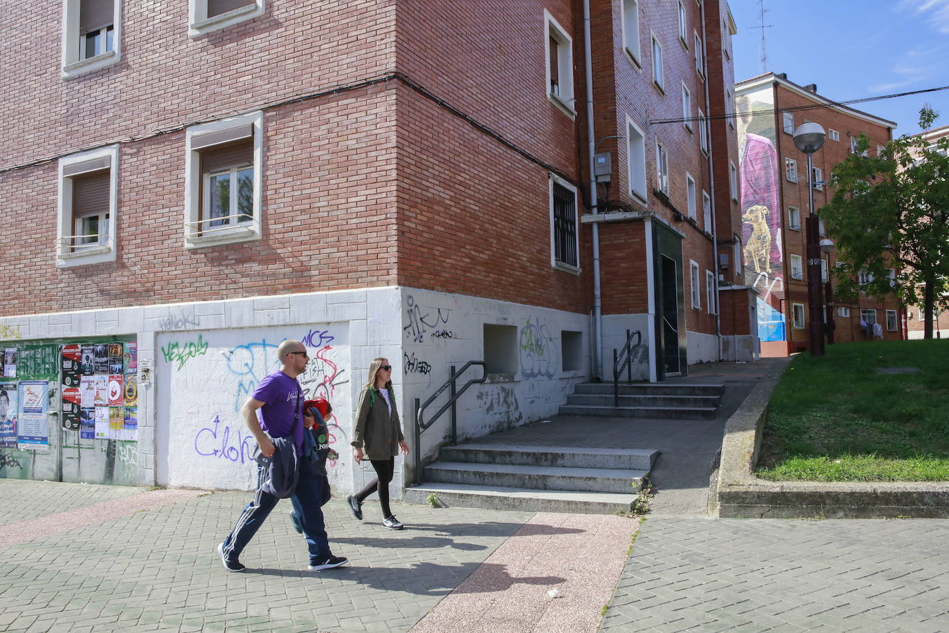 Una calle de Ariznabarra, ajena a la información.
