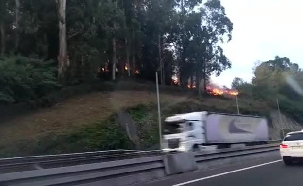 Imagen principal - Incendio en Loiu