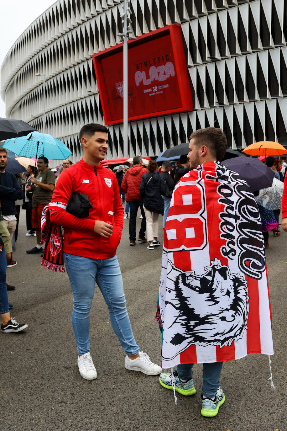 Fotos: La fiesta previsa al partido del Athletic contra el Villarreal en San Mamés