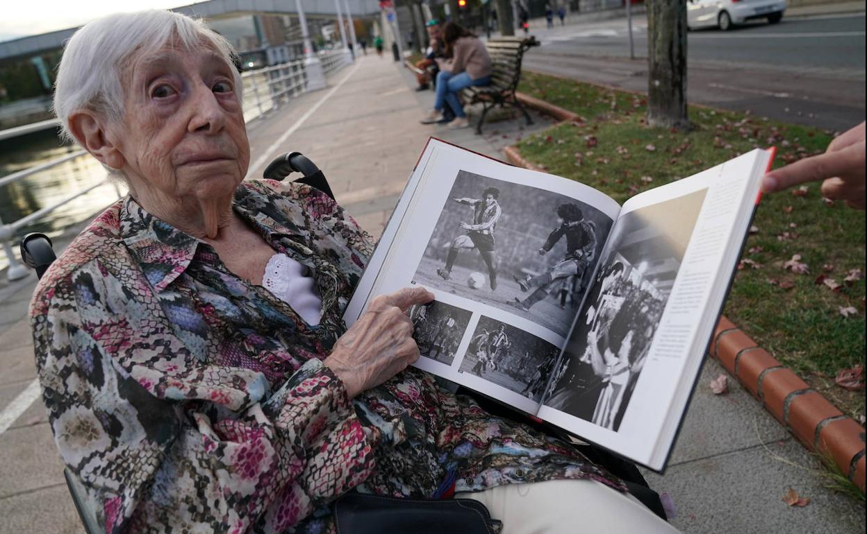 Sara Estévez, pionera de las periodistas deportivas.
