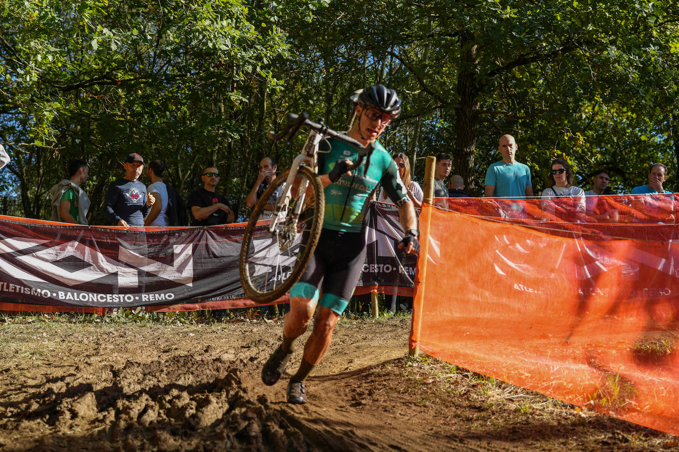 Fotos: Las mejores imágenes del Ciclocross Internacional de Llodio