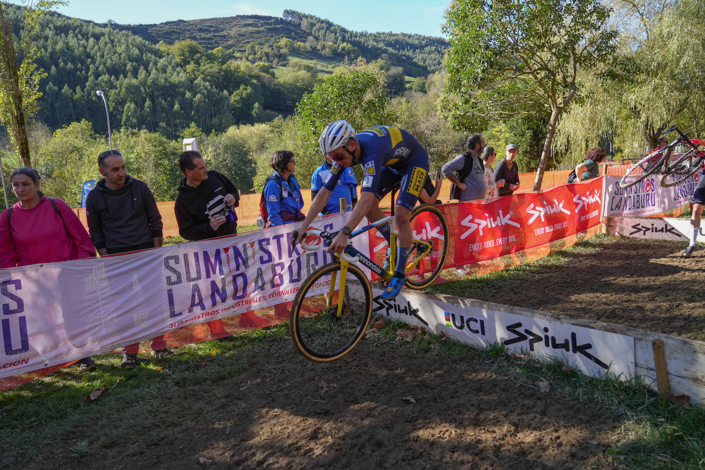 Fotos: Las mejores imágenes del Ciclocross Internacional de Llodio