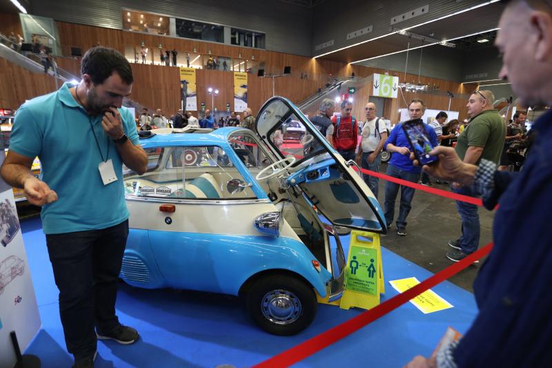 Fotos: Salón de vehículos clásicos, de época y de colección en el BEC