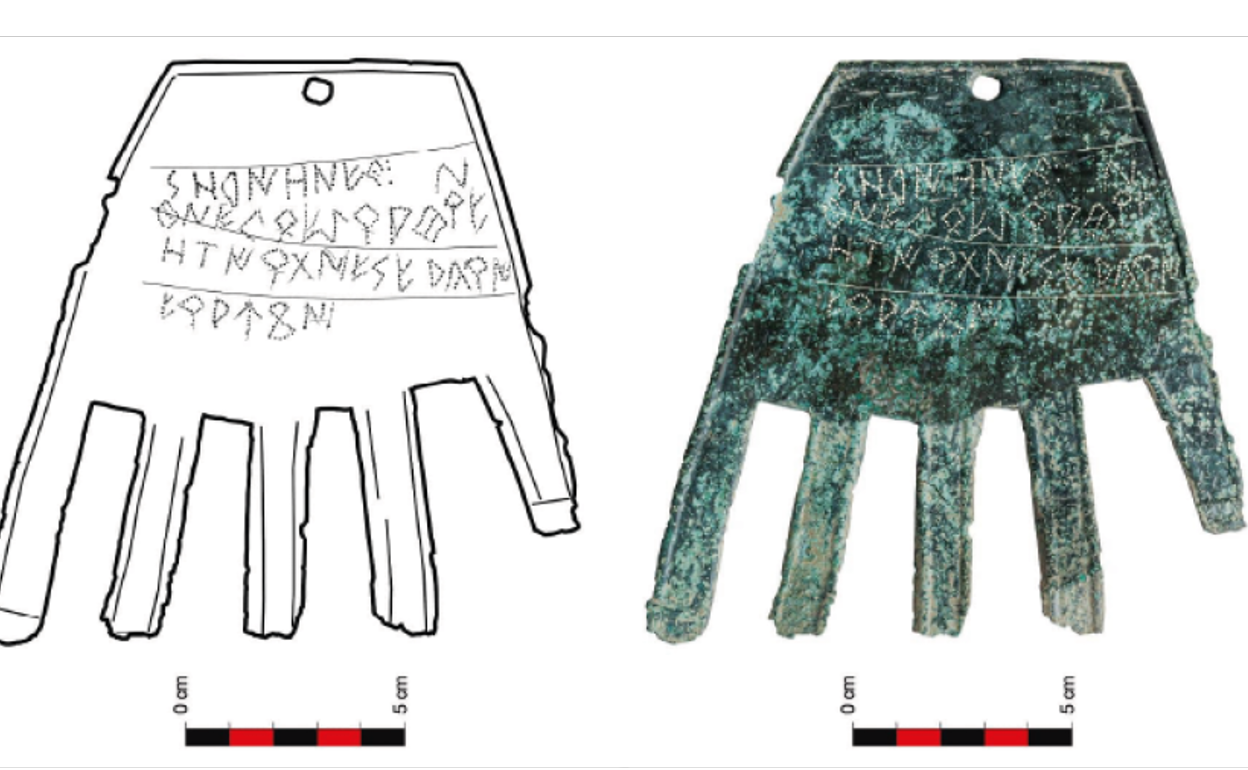 Belarriak, ahoak eta orain ere... eskuak